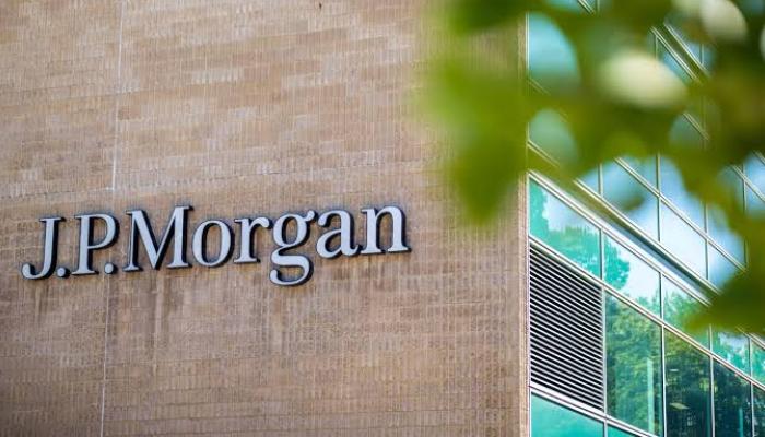 Jp morgan to hire 1000 preofessionals